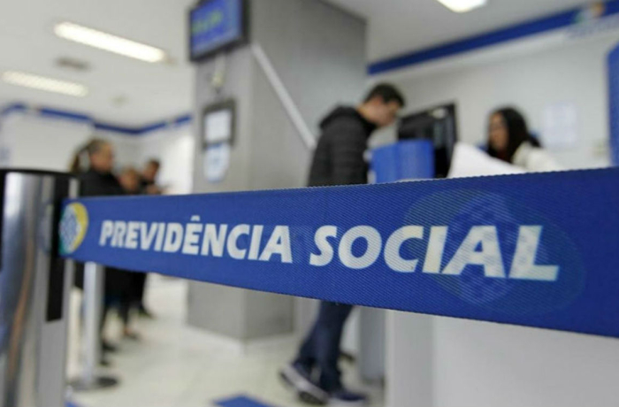 INSS antecipa pagamento de aposentados e pensionistas em março