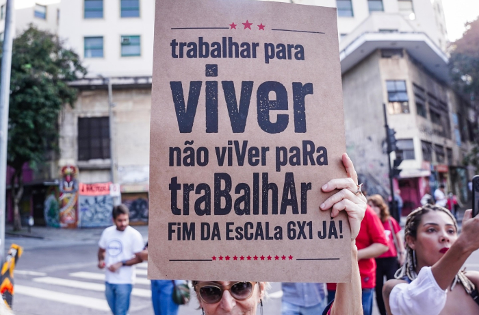 Estudo da Unicamp mostra que quase 21 milhões de trabalhadores estão em sobrejornada