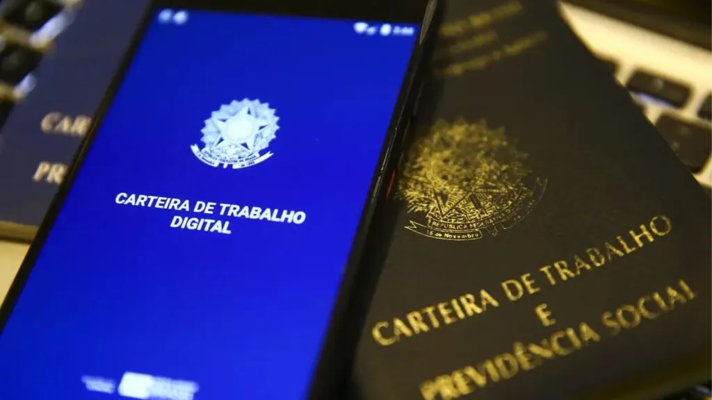 Serviços já respondem por 57% dos empregos formais no país, diz CNS