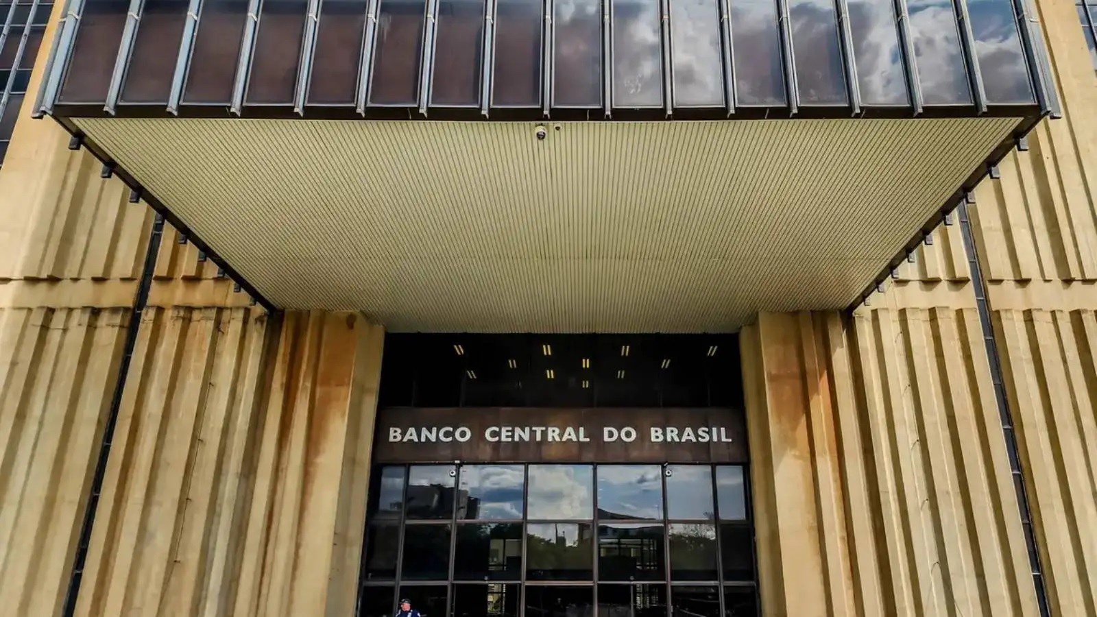 Copom decide nesta quarta-feira se pausa ciclo de alta na Taxa Selic