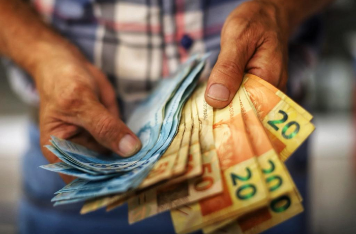 Câmara aprova urgência para votar PL que isenta de IR os salários de até R$ 5 mil 