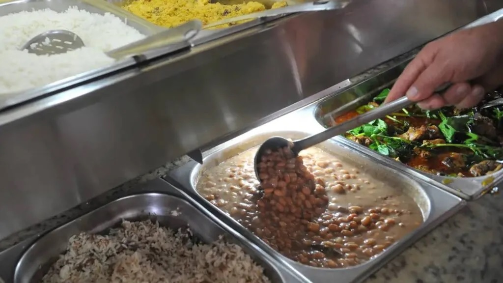 IPCA-15: carne bovina, frutas, legumes, arroz e feijão tiveram quedas nos últimos meses