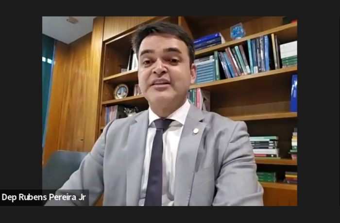 Presidente de comissão na Câmara se reune com CNM/CUT para tratar do IR