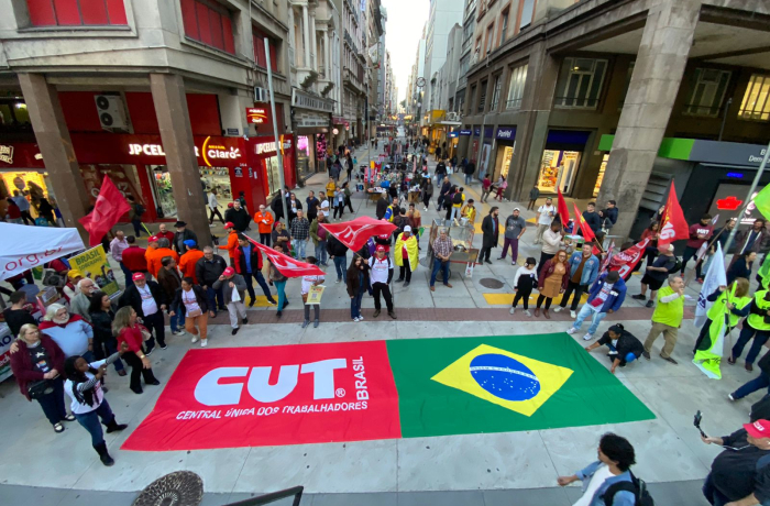 Redução da jornada: por que o Brasil precisa trabalhar menos para viver