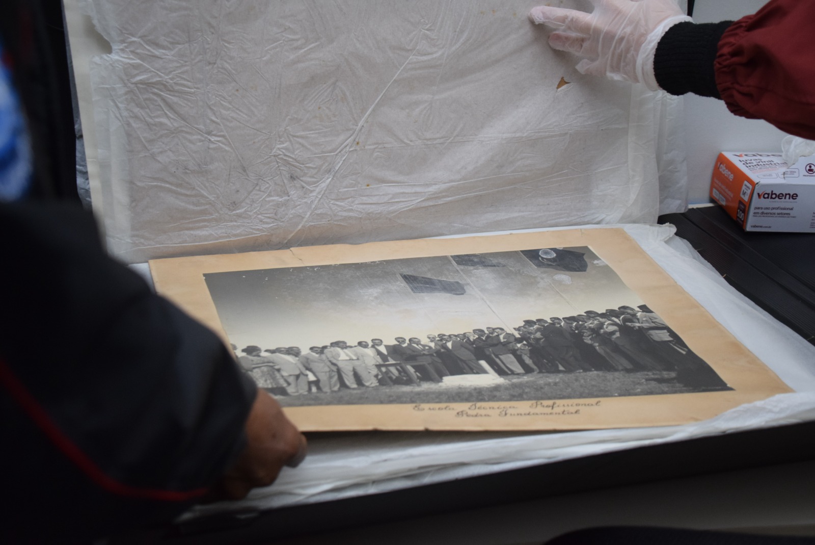 Sindicato dos Metalúrgicos da Grande Porto Alegre inicia organização de acervo histórico para criação de museu em parceria com a UFRGS