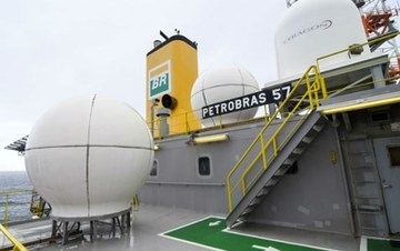 Câmara finaliza projeto que pode tirar da Petrobras até 70% de áreas do pré-sal