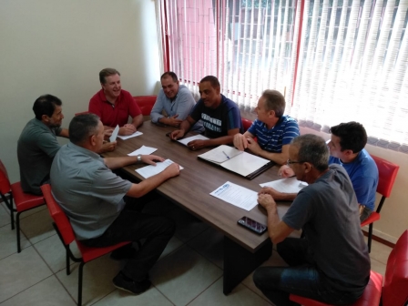 FTM-RS e sindicatos do Vale dos Sinos discutem campanha salarial unificada