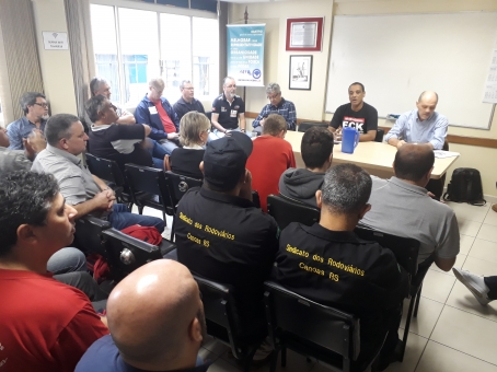 O sindicalismo de hoje não pode ser referência para amanhã, afirma economista no seminário da FTM e Dieese