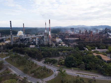 Operário da Usiminas morre depois de cair em fosso de 10 metros de profundidade