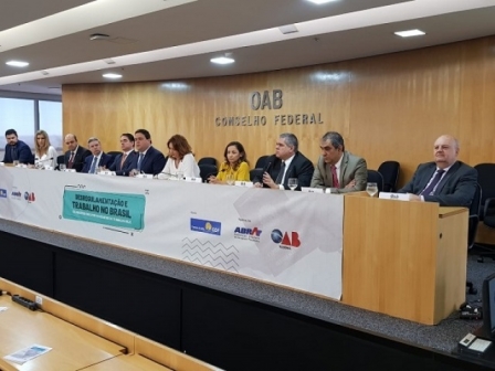 Ex-ministros do trabalho discutem o atual e preocupante cenário do trabalho no Brasil