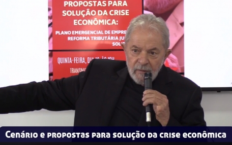 Lula diz que pobres estão pagando caro pelas escolhas de Bolsonaro