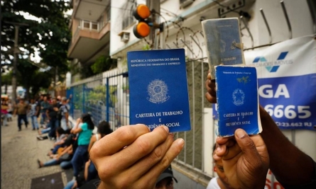 Desemprego cai em 16 estados em 2019, mas em 20 bate recorde de informalidade