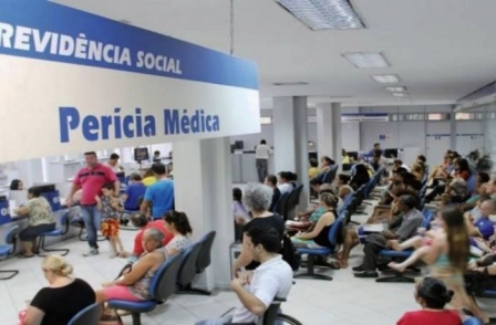 Fila do INSS: mais de 1,1 milhão de trabalhadores esperam para receber benefícios