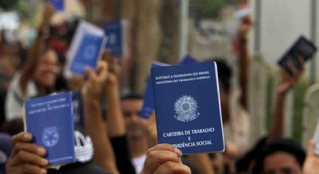  Taxa de desemprego chega a 14,4% e atinge 14 milhões de pessoas, mostra PNAD COVID