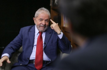 Lula é o mais preparado para combater a corrupção e resolver problemas na economia