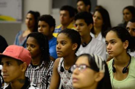 Sindicalistas repudiam MP de Bolsonaro que retira direitos trabalhistas de mulheres