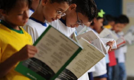 Cortes de Bolsonaro na educação deixam MEC em estado de asfixia