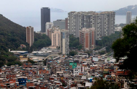 Super-ricos ficaram 31% mais ricos no governo Bolsonaro, enquanto pobreza aumentou