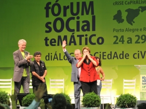 Dilma defende que Rio+20 tenha metas de desenvolvimento sustentável centradas no combate à pobreza
