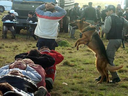 Criminalizaçao Dos Movimentos Sociais E Politica De Estado No Rs