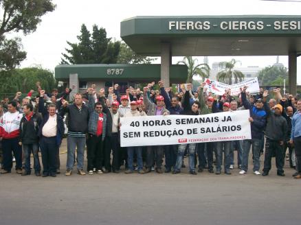 Mobilização Em Frente A Fiergs Dá Início à Campanha Salarial 2010